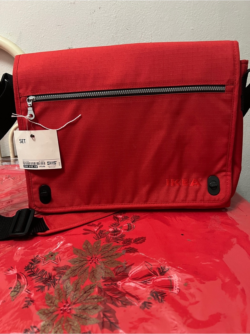 Vintage Ikea 1999 Messenger Bag Red Shoulder Bag Laptop Travel/Work - Picture 15 of 15